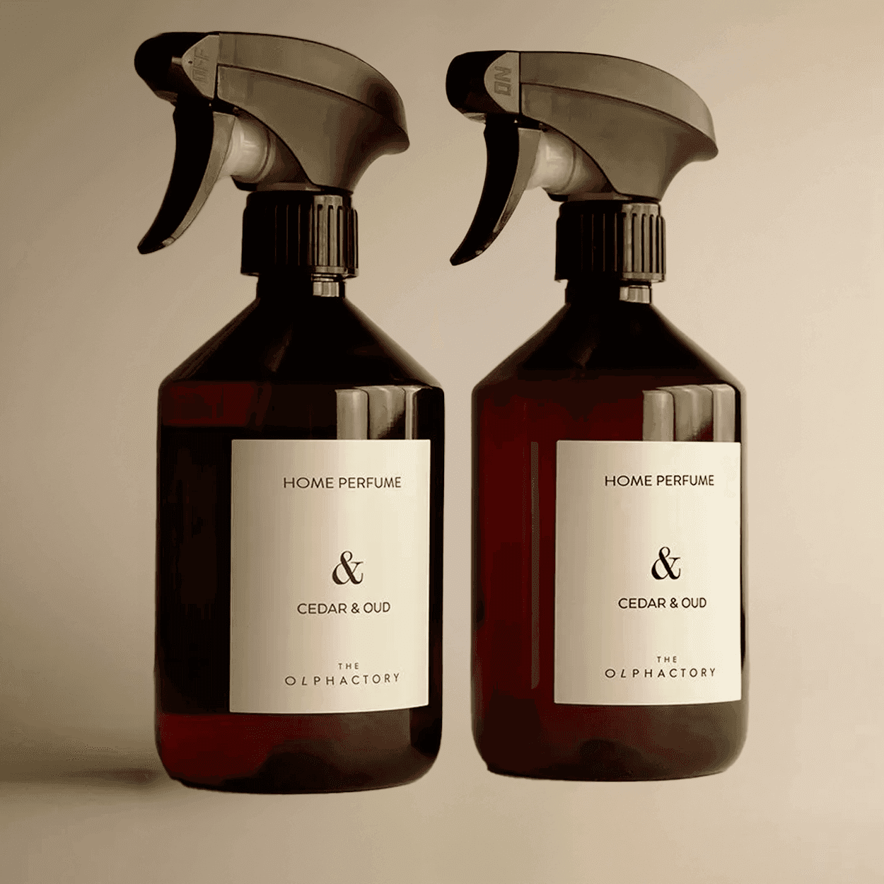 The Olphactory - Cedar & Oudh - 500ml - Roomspray -2 VXhome